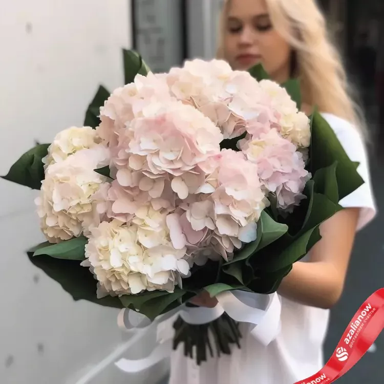 Букет белых гортензий от AzaliaNow