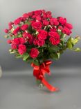 Фото флориста 1: 19 кустовых красных роз, Россия