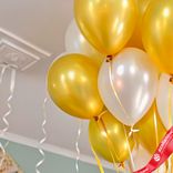 Маленькое фото 4: Композиция из 16 шаров с гелием «День рождения»