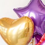 Маленькое фото 4: Композиция из 3 шаров с гелием, 1 золотое сердце и 2 звезды