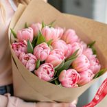 Маленькое фото 1: Букет из 20 розовых пионовидных тюльпанов в крафте, Голландия