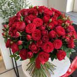 Маленькое фото 1: Букет из 101 красной кустовой пионовидной розы