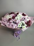 Фото флориста 4: Букет из 25 кустовых хризантем микс