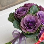 Маленькое фото 2: Букет из брассики с лентой (7 шт)