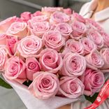 Маленькое фото 2: Букет из 35 розовых роз, Россия, В 50см