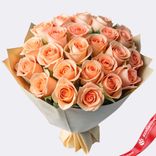 Маленькое фото 1: Букет из 25 коралловых роз «Мой ангел»