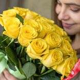 Маленькое фото 3: Акция! 13 желтых роз 60 см, Россия