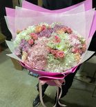 Фото флориста 2: Огромный шикарный букет из хризантем, гвоздик, роз и гортензий
