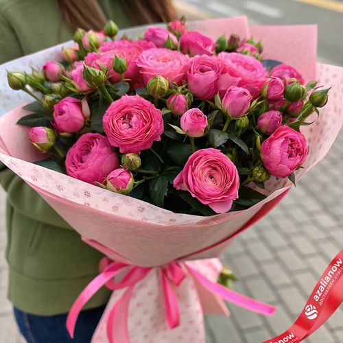 Розовые кустовые пионовидные розы в упаковке, 5 шт