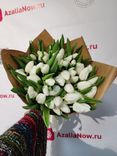 Фото флориста 1: Букет из 51 белого тюльпана в крафте