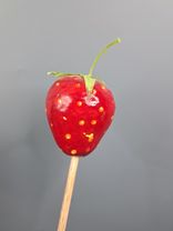 Фото флориста 1: Клубника на вставке, 7x50мм, красный