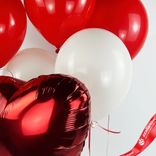 Маленькое фото 3: Композиция из 6 шаров с гелием «Сердце», вар. 3