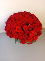 Фото флориста 1: Акция! Букет из 101 красной розы, 40 см, Россия