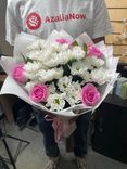 Фото флориста 5: Акция! Букет из роз и хризантем «Воздушный поцелуй»