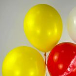 Маленькое фото 4: Композиция из 4 шаров с гелием, 30 см, желтый, белый, красный