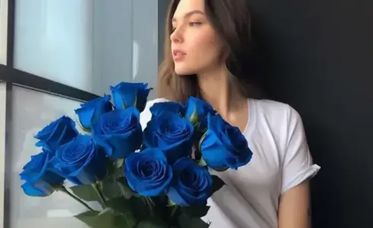 Синий букет цветов