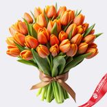Маленькое фото 1: Букет из 33 оранжевых тюльпанов, Россия