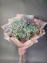 Фото флориста 5: Букет из 15 радужных гипсофил «Моя вселенная»