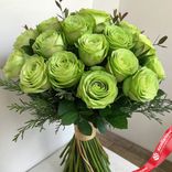 Маленькое фото 1: 17 пионовидных зеленых роз 50 см, Голландия