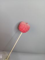 Фото флориста 1: Яблоко засахаренное на вставке, D6x50см, красный