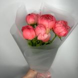 Фото флориста 6: Акция! 5 красных пионов в упаковке