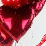 Маленькое фото 3: Композиция из 4 шаров с гелием «Сердце», вар. 5