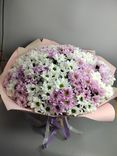 Фото флориста 1: Букет из 55 кустовых хризантем
