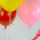 Маленькое фото 5: Композиция из 3 шаров с гелием, 30 см, красный, желтый, розовый
