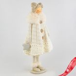 Маленькое фото 2: Сувенир Девочка, Н43х21х18см, белый