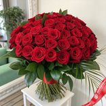 Маленькое фото 1: Букет из 101 красной розы высшего сорта, 50 см, Россия