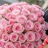 Маленькое фото 2: Букет из 51 розовой розы высшего сорта