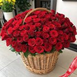 Маленькое фото 1: Букет в корзине из 1001 красной розы, 80 см, Россия