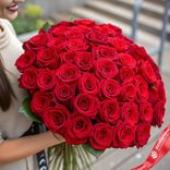 Маленькое фото 1: Букет из 51 роскошной красной розы, 70 см, Россия