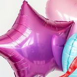 Маленькое фото 4: Композиция из 3 шаров с гелием, 1 фиолетовая звезда и 2 сердца