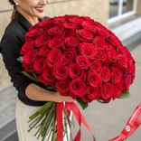 Маленькое фото 1: Букет из 101 красной розы, 60 см, Эквадор
