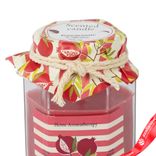 Маленькое фото 3: Свеча «Pomegranate Spruce — Гранат и пихта» в банке (стекло), H8x6x6см, цв. в асс.