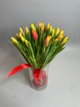 Фото флориста 1: 25 оранжево-желтых тюльпанов М24