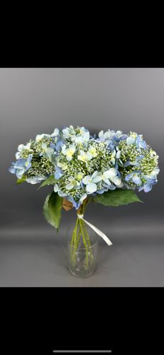 Фото флориста 6: Искусственные цветы для декора