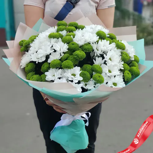 Букет из 25 кустовых хризантем