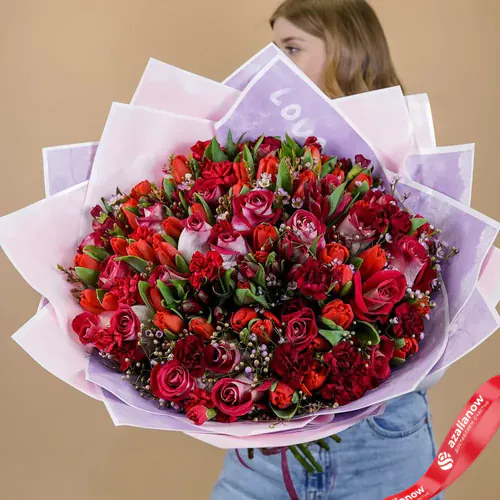 Огромный шикарный букет из роз, тюльпанов, альстромерий, гвоздик, ваксфловера