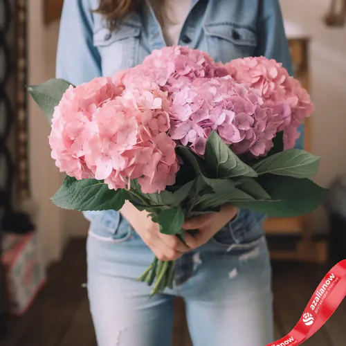 Букет из 5 розовых гортензий
