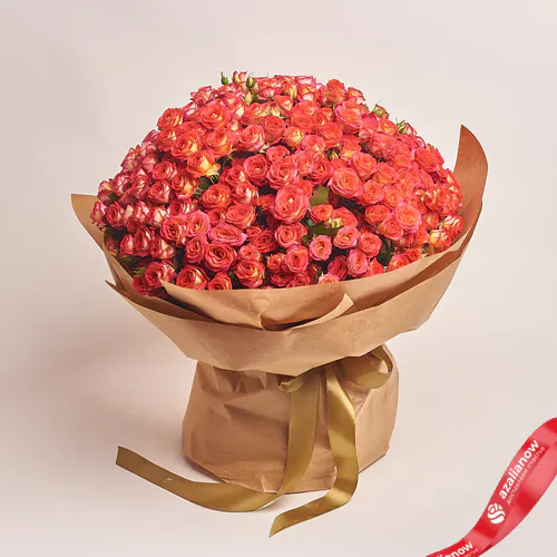 Акция! Букет из 51 кустовой оранжевой розы в крафте