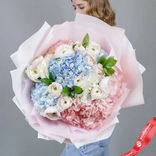 Маленькое фото 1: Акция! Огромный шикарный букет из ранункулюса и гортензий